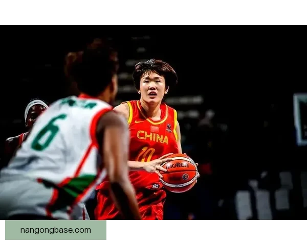 中国女篮力克美国队晋级世界杯决赛 创历史新纪录展现强大实力 中国女篮力克美国队晋级世界杯决赛 创历史新纪录展现强大实力
