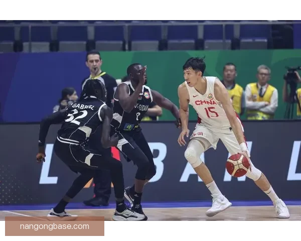 篮球世界杯激烈角逐中国男篮晋级八强再创历史新篇章 篮球世界杯激烈角逐中国男篮晋级八强再创历史新篇章